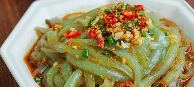 菜汁凉粉怎么做？步骤和技巧有哪些？