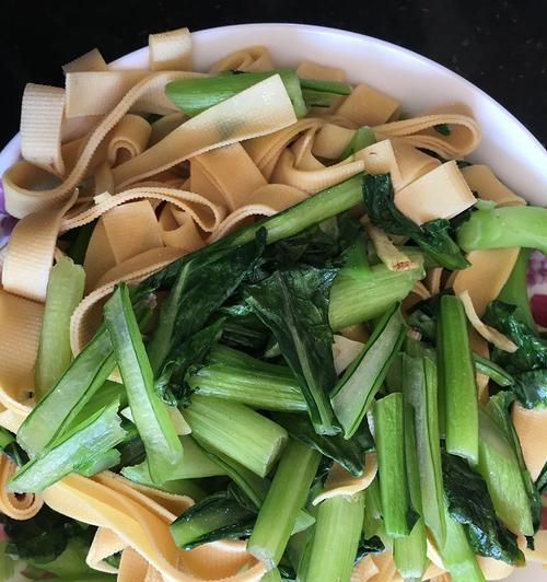 菜心豆腐汤怎么做？有哪些步骤和技巧？