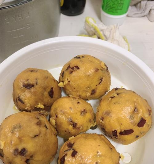 菜窝头的做法是什么？如何在家轻松制作？