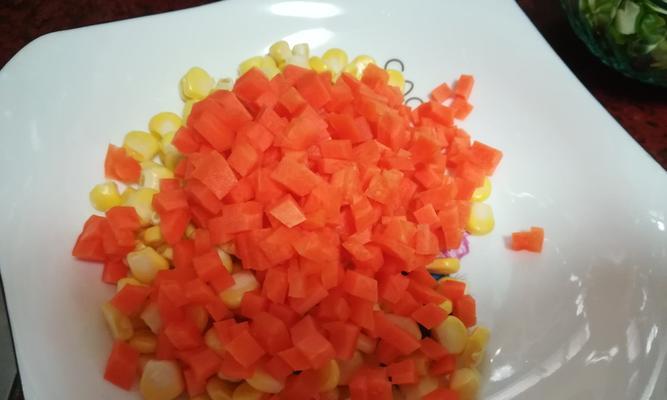 菜椒三丁怎么做？步骤和技巧有哪些？