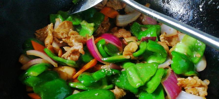 菜椒炒肉片的做法是什么？如何快速掌握这道家常菜的烹饪技巧？