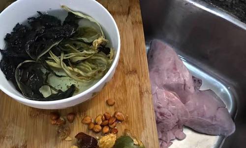菜干龙骨汤的做法是什么？如何做出美味的菜干龙骨汤？