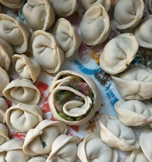彩椒猪肉馅饺子怎么做？有哪些步骤和技巧？