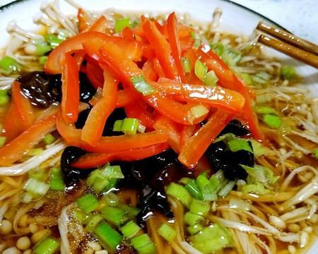 彩椒五彩世界素菜合拌的做法是什么？如何做出美味的彩椒素菜合拌？