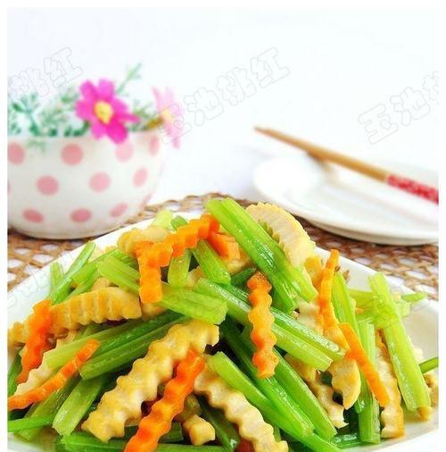 彩椒芹菜香干怎么做？有哪些步骤和技巧？