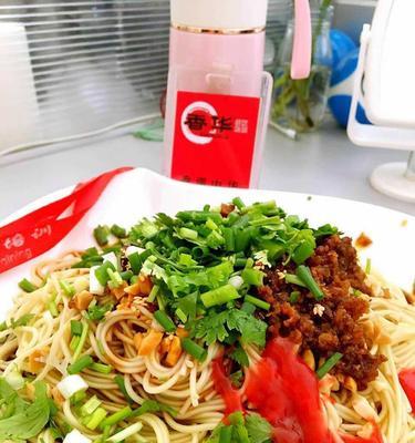 彩椒酱茄子卤面怎么做？步骤和技巧有哪些？