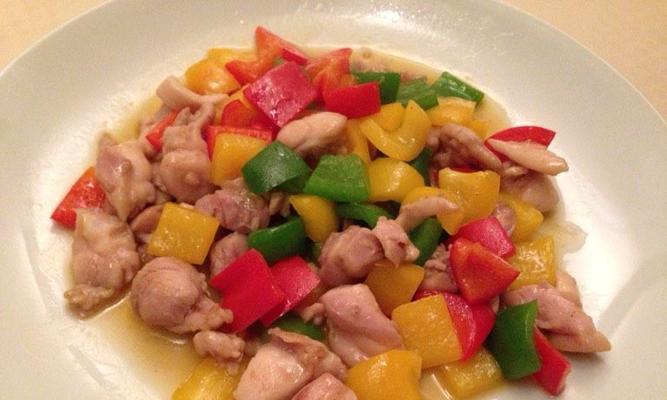 彩椒炒鸭肉的做法是什么？如何让彩椒炒鸭肉更加美味？