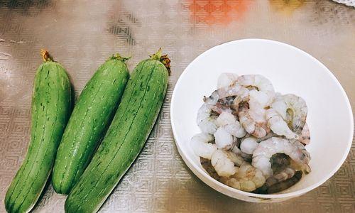 彩椒炒丝瓜怎么做好吃？原创做法有哪些技巧？