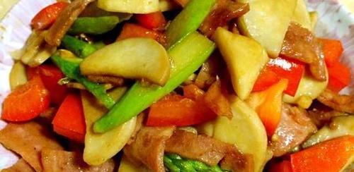 彩椒爆炒杏鲍菇怎么做？步骤和技巧有哪些？