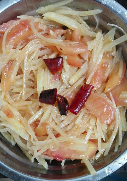 八叔橄榄菜炒土豆丝怎么做？步骤和技巧是什么？