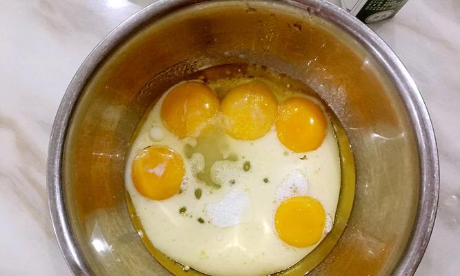 八寸戚风蛋糕清水版怎么做？步骤和技巧有哪些？
