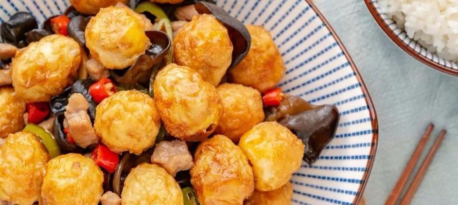 如何制作鹌鹑蛋肉圆菜底？鹌鹑蛋肉圆菜底的常见问题有哪些？