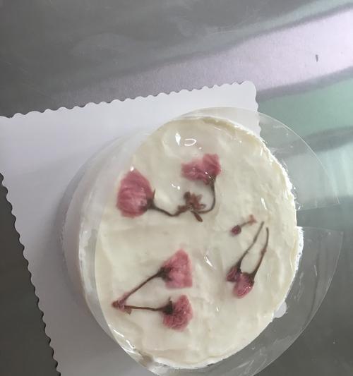 爱心樱花慕斯蛋糕怎么做？详细步骤和技巧是什么？