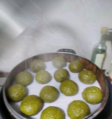 艾草糍粑怎么做？制作艾草糍粑的步骤和技巧是什么？