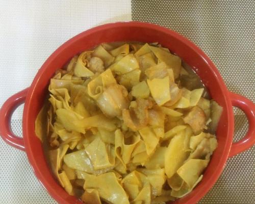 紫苏五花肉包豆腐怎么做？步骤和技巧是什么？