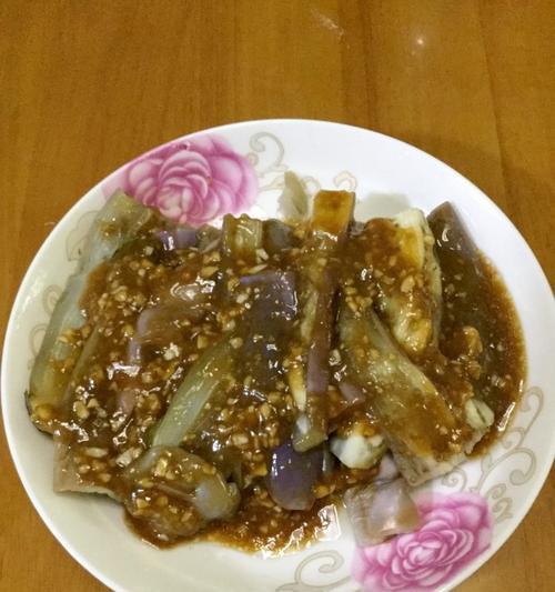 紫苏蒜蓉蒸茄子怎么做？步骤和技巧是什么？