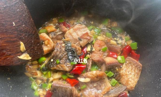紫苏辣椒鱼怎么做？步骤和技巧是什么？