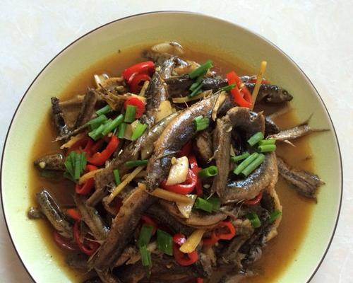 紫苏干煸小泥鳅怎么做？步骤和技巧有哪些？