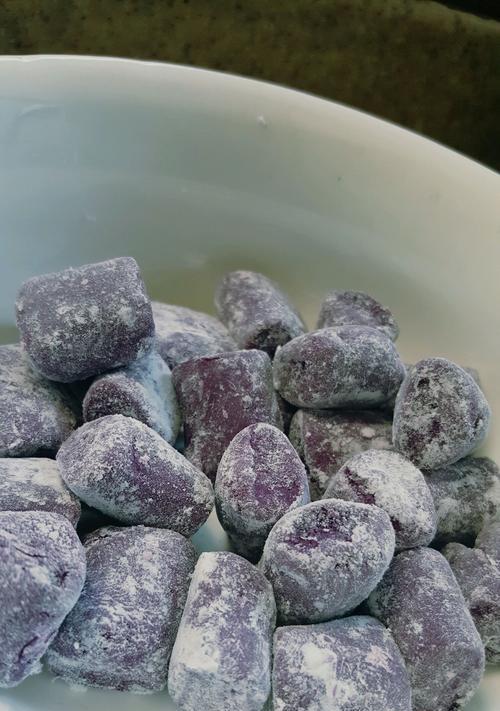 紫薯芋圆的做法是什么？如何在家轻松制作？