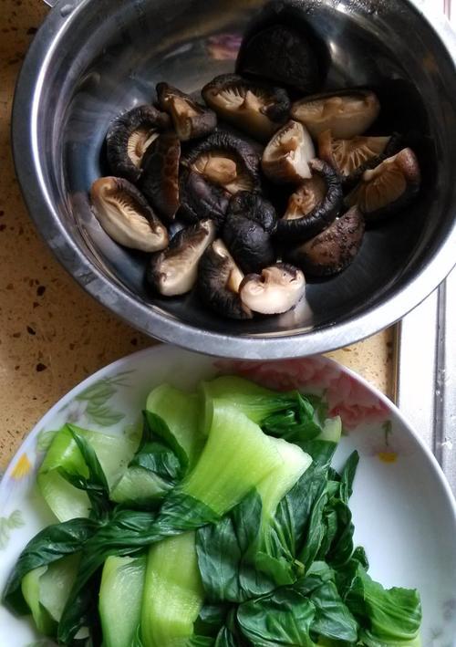 紫薯香菇青菜包怎么做？步骤和技巧有哪些？