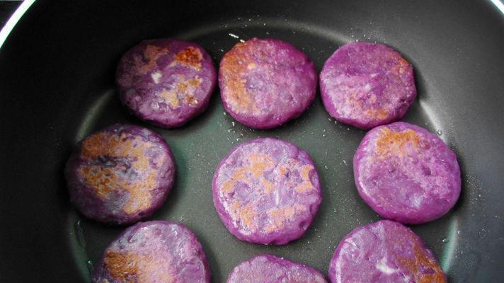 紫薯南瓜糯米饼怎么做？制作过程中有哪些常见问题？