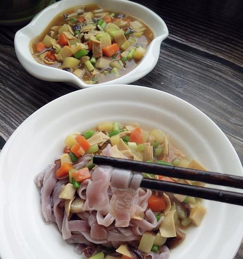 紫薯面条怎么做？制作过程中有哪些常见问题？