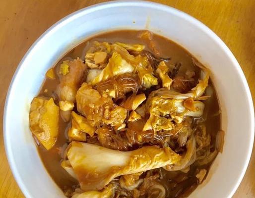 猪肉粉条豆腐泡怎么做？步骤和技巧有哪些？