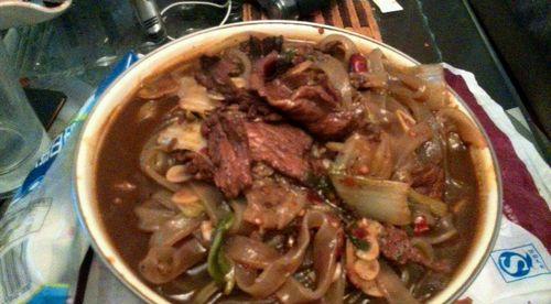 猪肉顿粉条的做法是什么？如何做出美味的猪肉顿粉条？