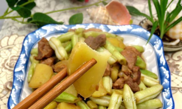 猪肉炖芸豆怎么做？步骤和技巧有哪些？