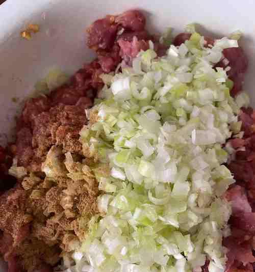 猪肉大葱水饺怎么做？步骤详解及常见问题解答？
