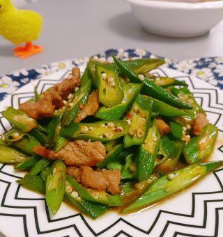 猪肉炒秋葵怎么做？步骤和技巧有哪些？