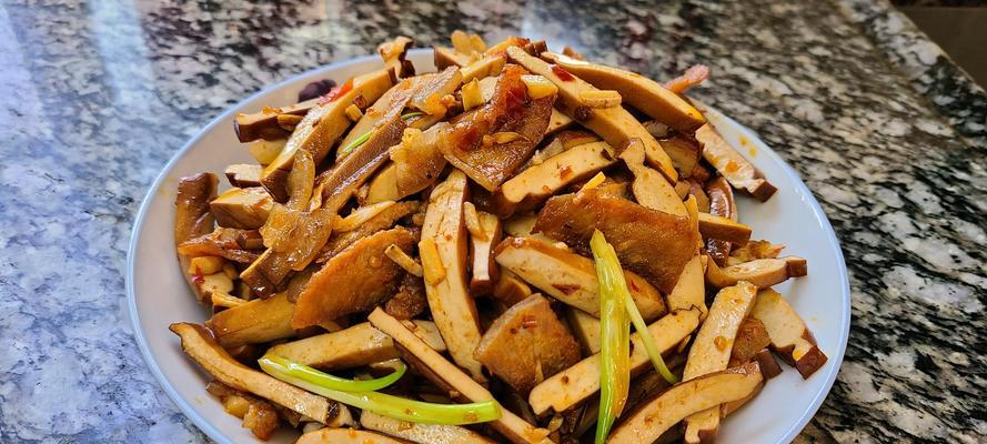 猪肉炒豆干怎么做？步骤和技巧有哪些？