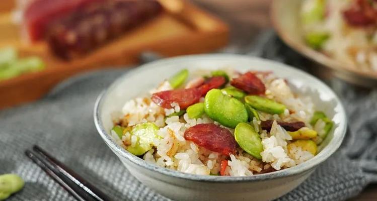 猪肉蚕豆焖饭怎么做？步骤和技巧有哪些？