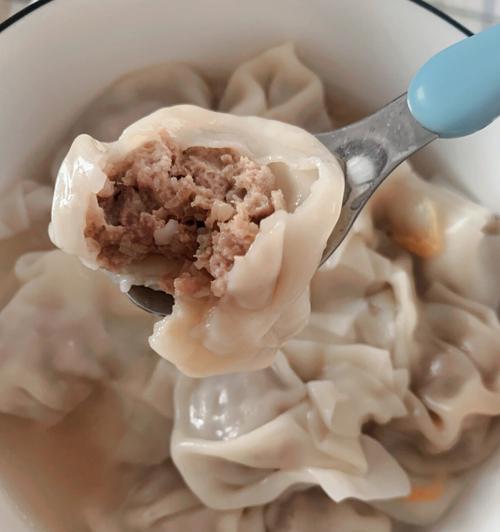 猪肉薄皮大馄饨怎么做？详细步骤和技巧是什么？