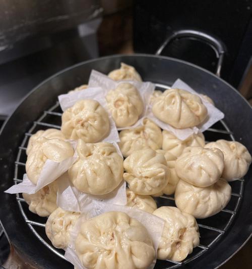 猪肉包子怎么做？详细步骤和常见问题解答？
