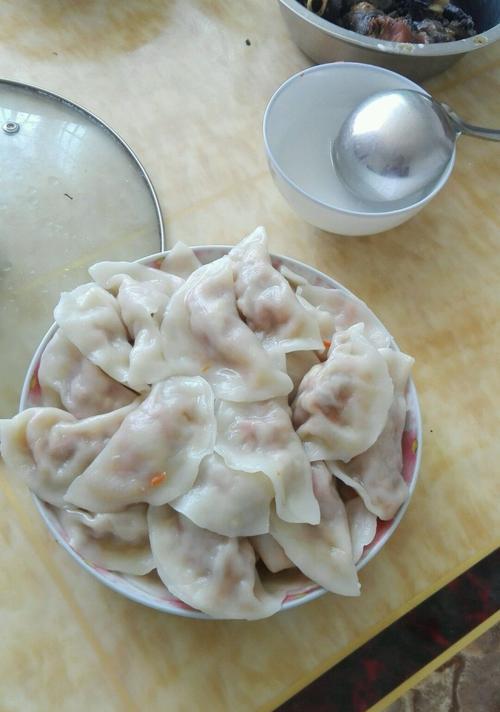 猪肉白萝卜蒸饺怎么做？具体步骤有哪些？