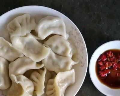 猪肉白菜木耳饺子水饺怎么做？步骤和技巧有哪些？