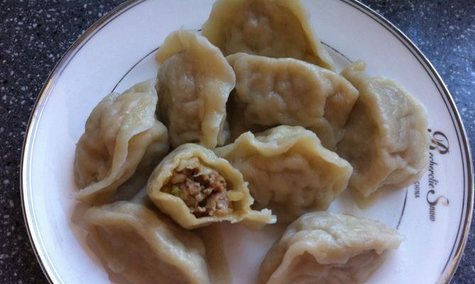猪肉白菜饺子馅怎么做？有哪些制作技巧和常见问题解答？