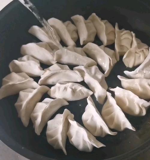 猪肉白菜煎饺怎么做？步骤和技巧有哪些？
