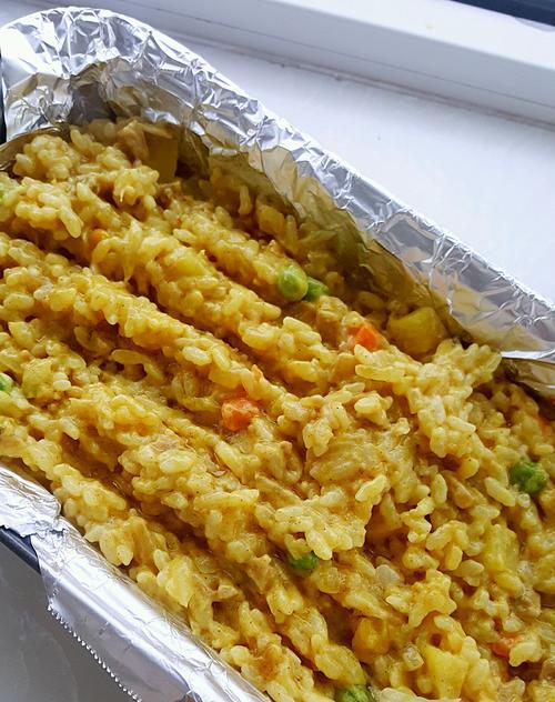 猪笼草焗饭怎么做？步骤和材料有哪些？