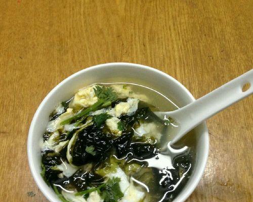 猪脚紫菜汤怎么做？有哪些步骤和技巧？