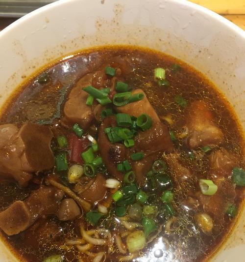 猪脚面怎么做才好吃？详细步骤和技巧是什么？