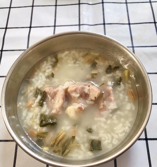 猪骨菜干汤怎么做？有哪些步骤和技巧？