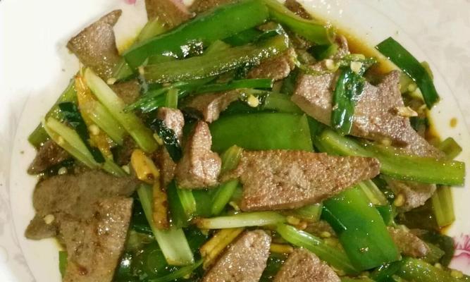 猪肝尖椒怎么做才好吃？有哪些步骤和技巧？