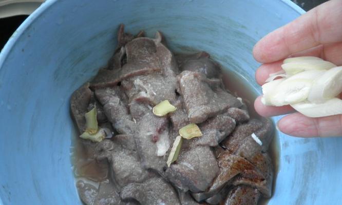 猪肝枸杞鸡蛋的做法是什么？如何做出营养又美味的猪肝枸杞鸡蛋？