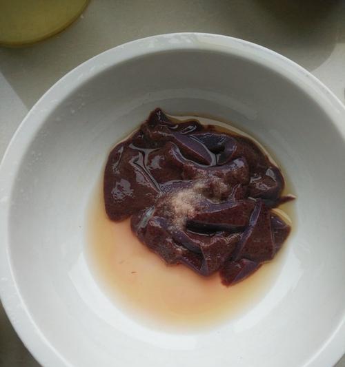 猪肝炖番茄的做法是什么？如何炖制才能更加美味？