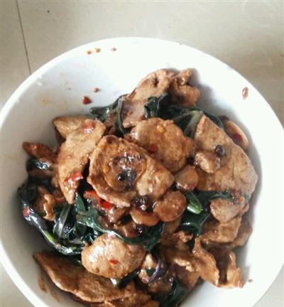 猪肝炒血皮菜怎么做？步骤详解和常见问题解答？