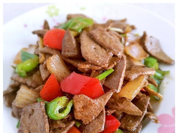 猪肝炒瘦肉的做法是什么？如何炒出嫩滑的猪肝瘦肉？
