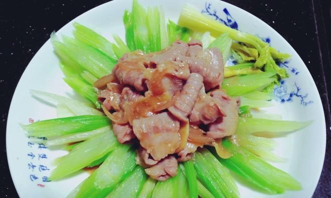 猪粉肠炒六棱豆怎么做？步骤和技巧是什么？