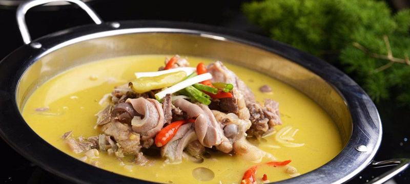 猪肚鸡的做法是什么？如何在家轻松制作美味的猪肚鸡？